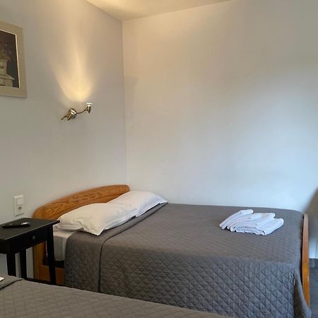 Hotel L'Escale Aigues-Mortes Eksteriør billede